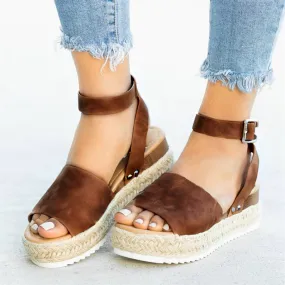 Fashionable and relaxed orthopedic Sandals