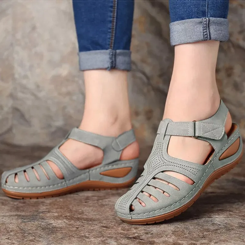Fashionable summer sandals